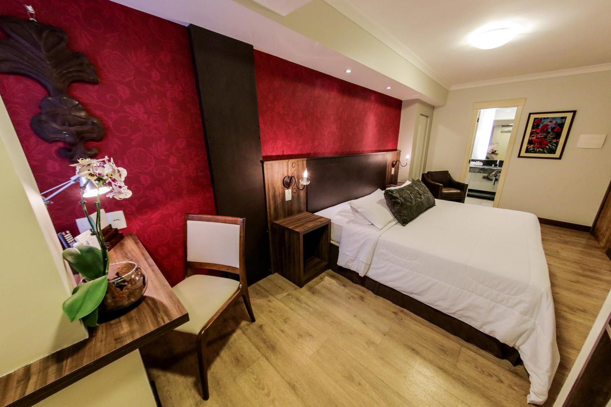 Bavaria Sport Hotel กรามาโด ภายนอก รูปภาพ A room at the hotel