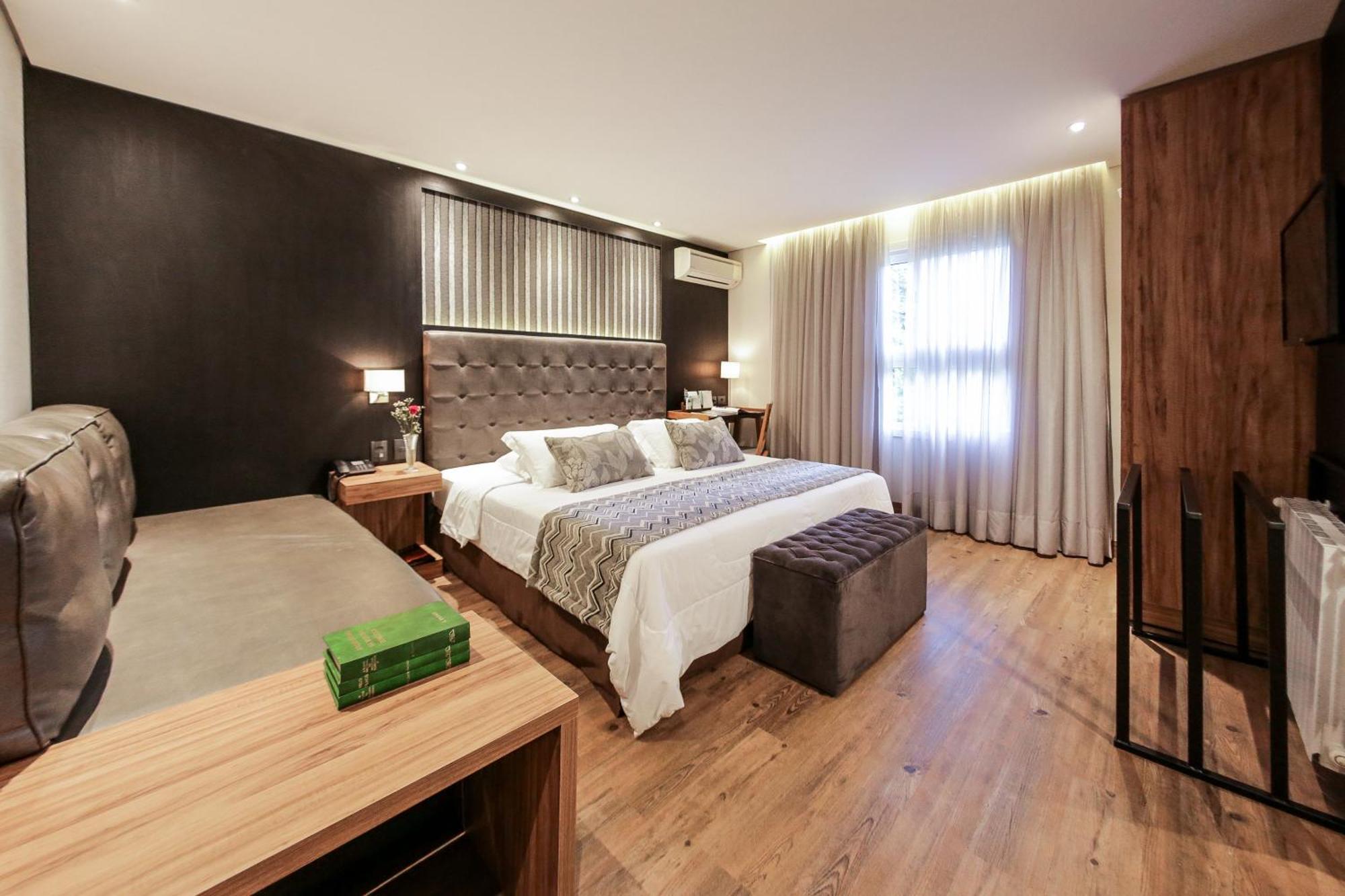 Bavaria Sport Hotel กรามาโด ภายนอก รูปภาพ Deluxe Room